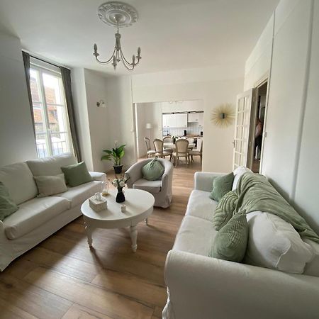 Appartement Hyper-Centre Vue Cathedrale ボーヴェ エクステリア 写真