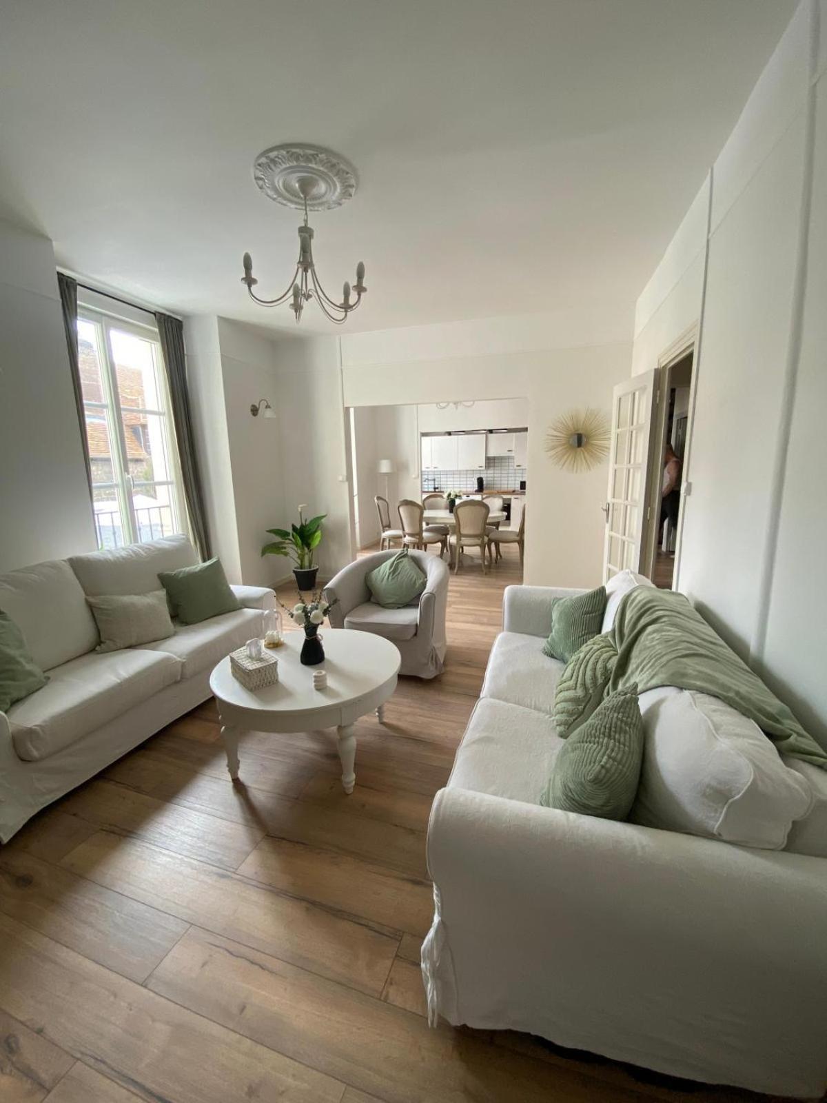 Appartement Hyper-Centre Vue Cathedrale ボーヴェ エクステリア 写真